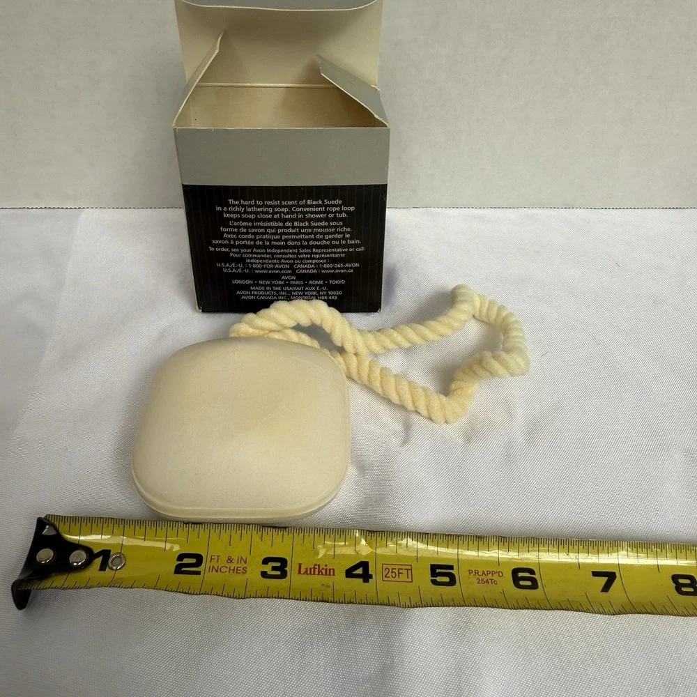 Vintage MCM NIB Avon Square Soap on a Rope Black Suede Cologne Fragrance Bath - Picture 3 of 3